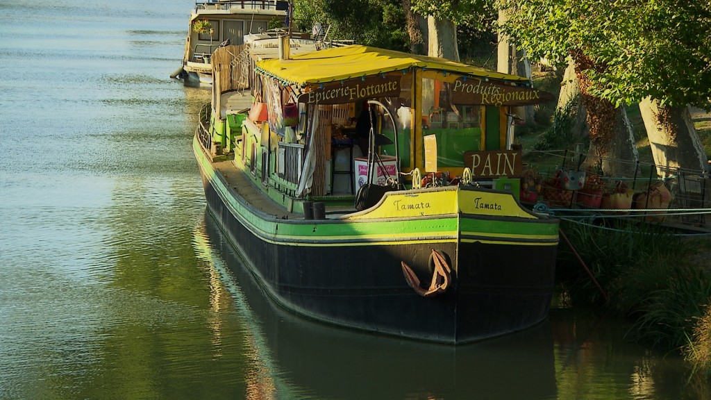 L'épicerie sur le canal